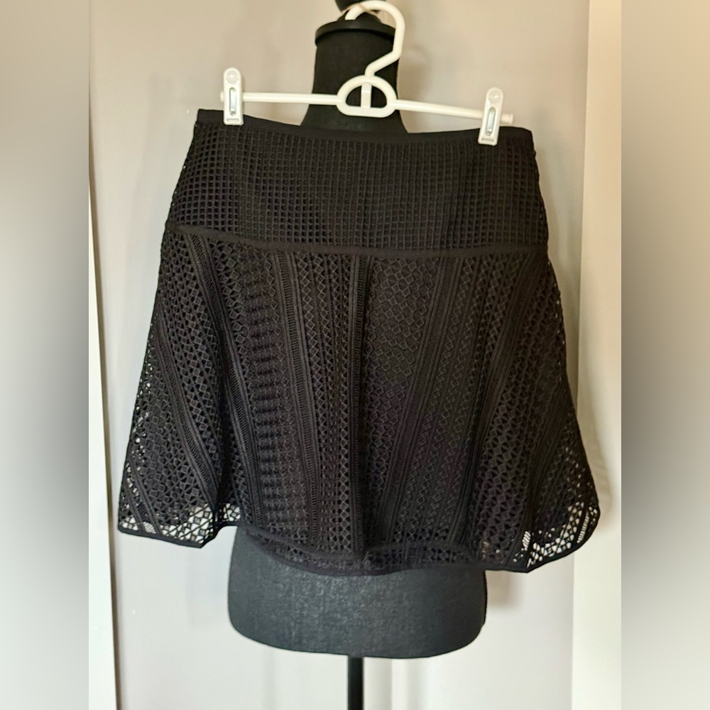 *NWT -  Armani Exchange - Black Lace Flounce Mini Skirt - Size: 4